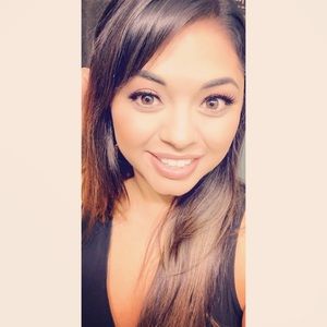 Meet your Posher, Kimberly